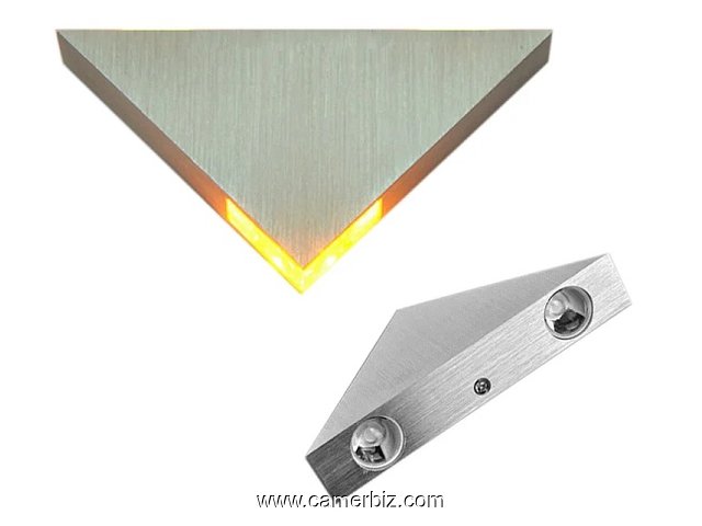 Decorative triangle wall lights à vendre - 10032