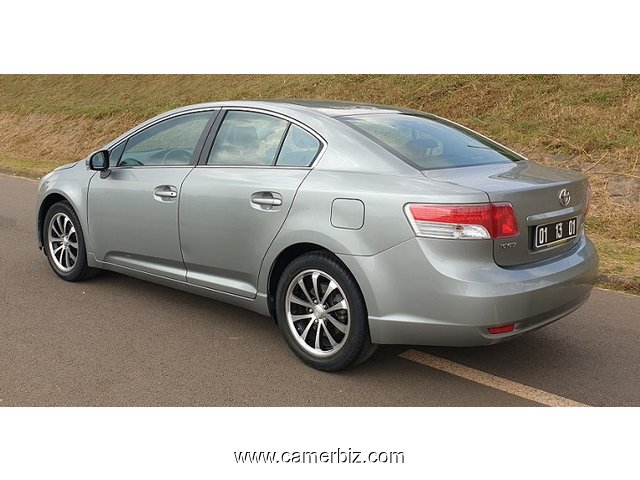 2011 Toyota AVENSIS Full Option à vendre - 10082