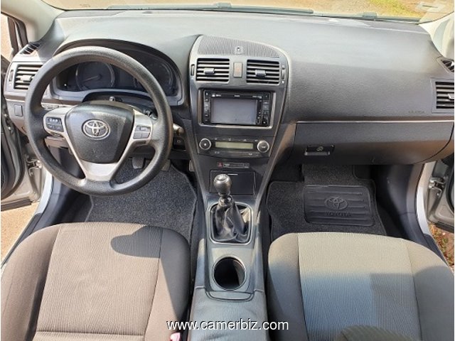 2011 Toyota AVENSIS Full Option à vendre - 10082