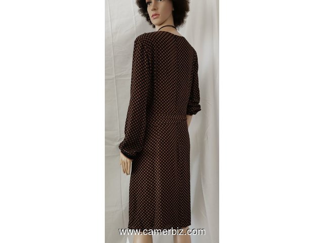 Robe Elegante marronne T42 9.990 F CFA (CR0004) - 10232