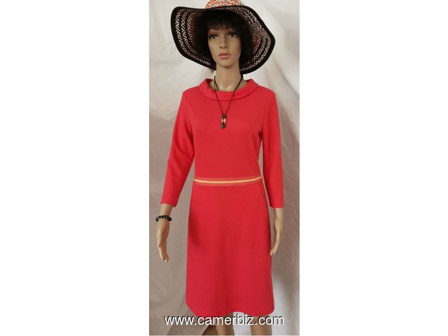 Robe Moderne rouge manches 3/4 T38 9.990 F CFA (CR0025) - 10275