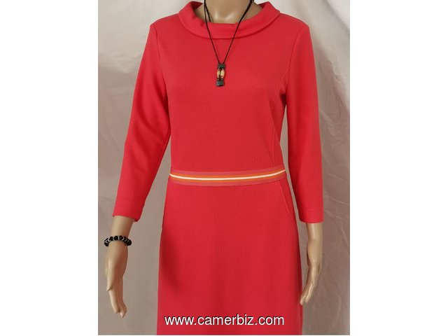 Robe Moderne rouge manches 3/4 T38 9.990 F CFA (CR0025) - 10275