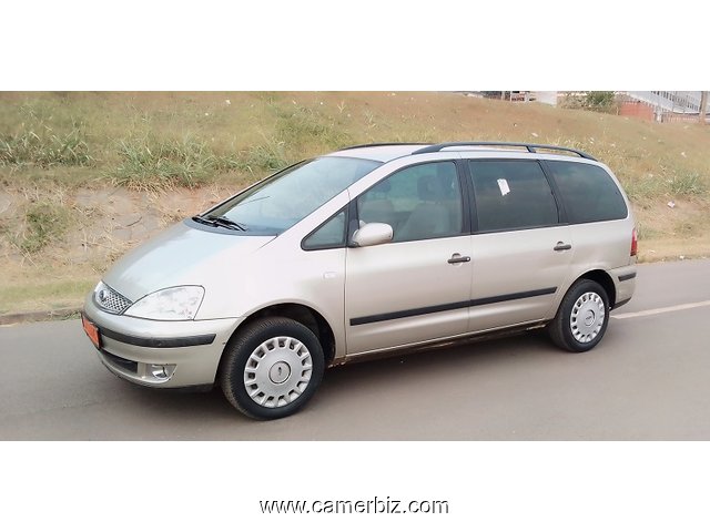  2004 Ford Galaxy avec 7 places à vendre - 10563