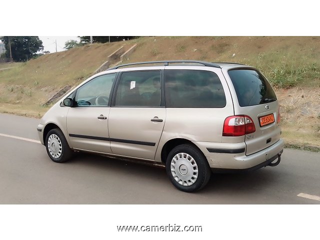  2004 Ford Galaxy avec 7 places à vendre - 10563