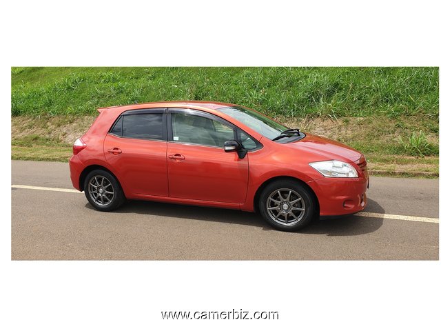 2012 Toyota Auris(Blade) Automatique Full Option à Vendre - 10799