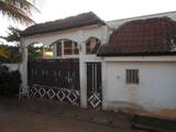 DUPLEX A VENDRE A YAOUNDE BASTOS - 1087