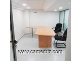 BUREAU A LOUER EN COLOCATION A AKWA - 10896