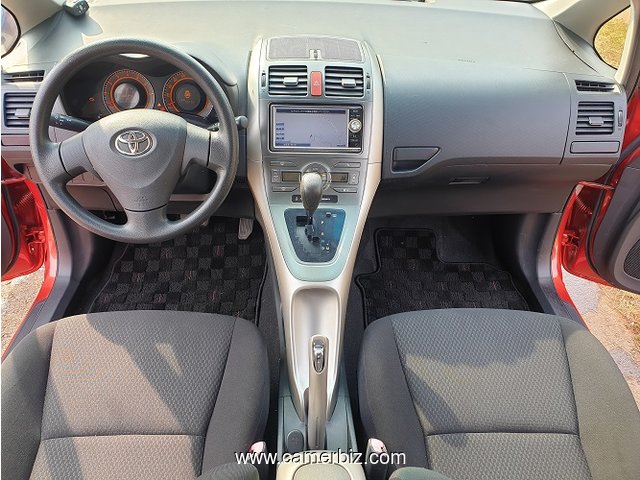 2009 Toyota Auris(Blade) Full Option à Vendre à Yaounde - 15990