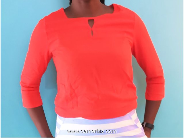 Blouse fashion manches ¾  rouge T38 4.990 F CFA (LB0013) - 16094