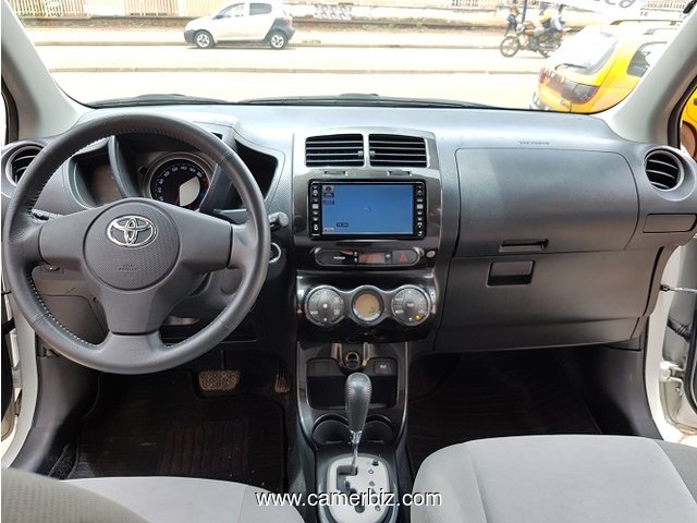 Beautiful 2009 Toyota Urban Cruiser (ist) Automatique a Vendre.  - 1615