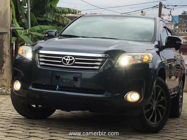 TOYOTA RAV4 2012 (7places) - 16187