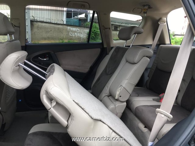 TOYOTA RAV4 2012 (7places) - 16187