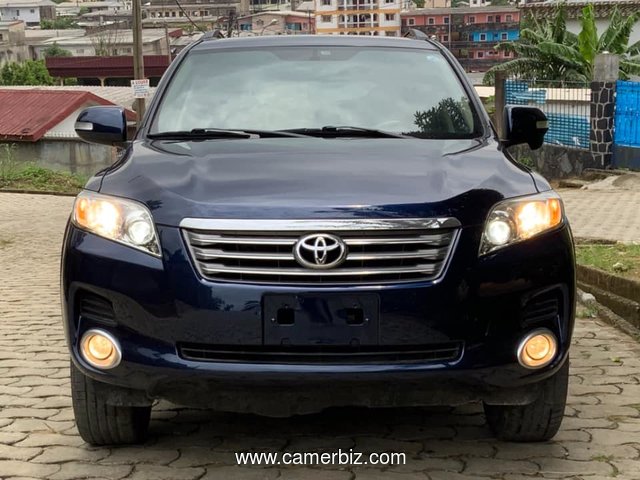 TOYOTA RAV4 2012 (7places) - 16188