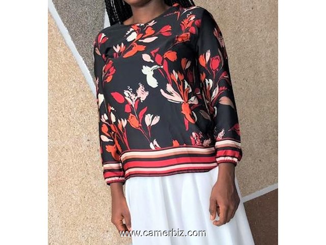 Blouse chic 2 tons noir fleuri T38 4.990 F CFA (LS0004) - 16884