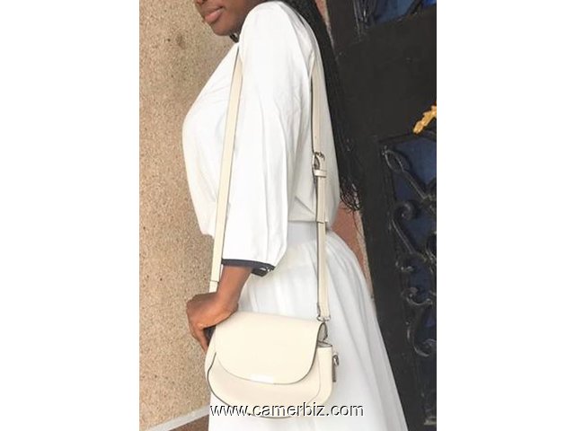 Blouse élégante blanche T38 4.990 F CFA (CB0018) - 16894