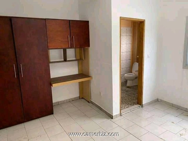 Bel Appartement design nouvellement construit, Cité des Palmiers - 17000