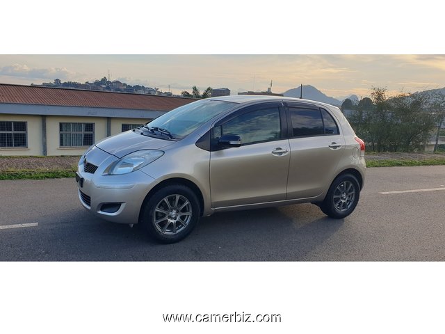 2009 Toyota Yaris Automatique à vendre à Yaoundé. Automatique - 17115