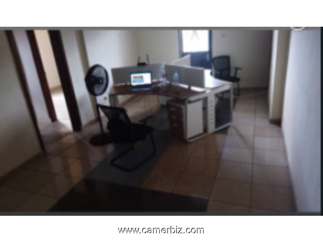 Station de travail  pour bureaux 3 places - 17431