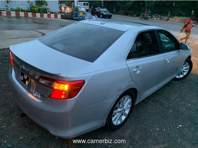 Toyota Camry hybrid  - 17521