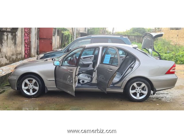 Clean Mercedes-Benz C-Class 2003 For Sale - 17611