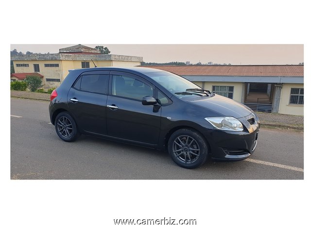 2009 Toyota Auris Automatique à vendre à Yaoundé - 17779