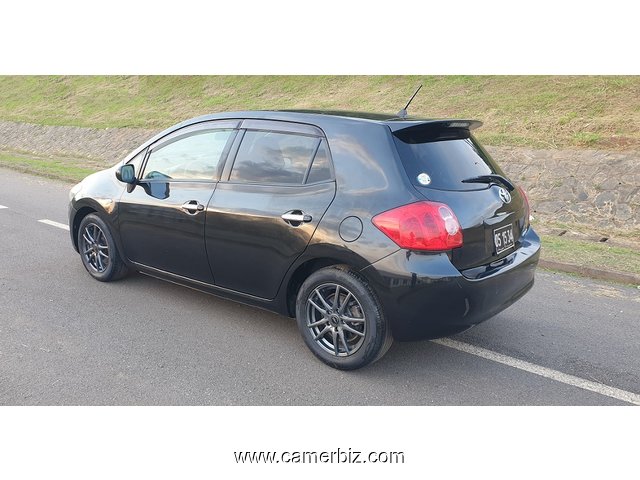 2009 Toyota Auris Automatique à vendre à Yaoundé - 17779