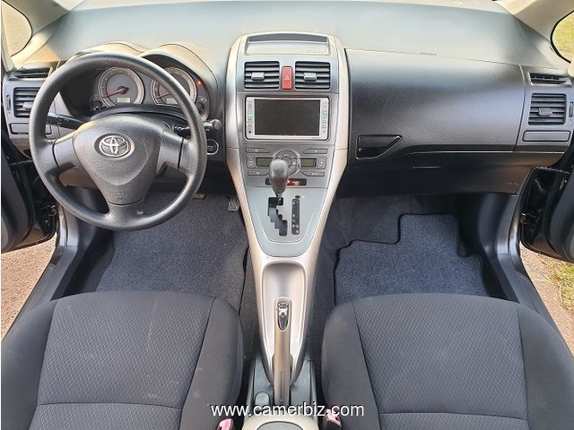 2009 Toyota Auris Automatique à vendre à Yaoundé - 17779