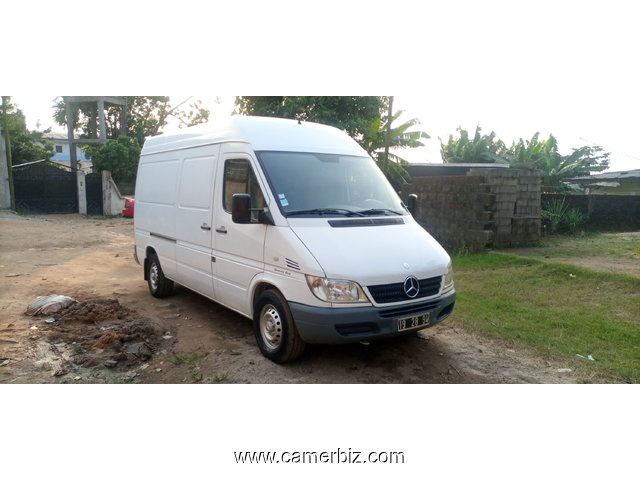 7,300,000FCFA-MERCEDES VAN SPRINTER BOX-213CDi-2003 VERSION-OCCASION D’ALLEMAGNE - 18271