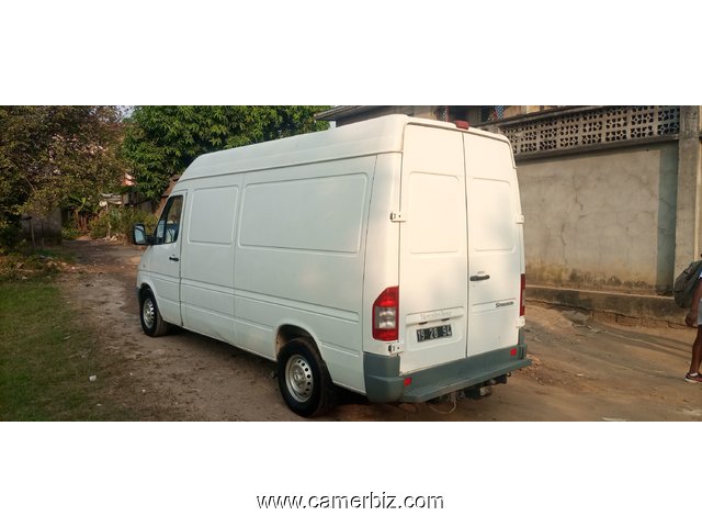 7,300,000FCFA-MERCEDES VAN SPRINTER BOX-213CDi-2003 VERSION-OCCASION D’ALLEMAGNE - 18271