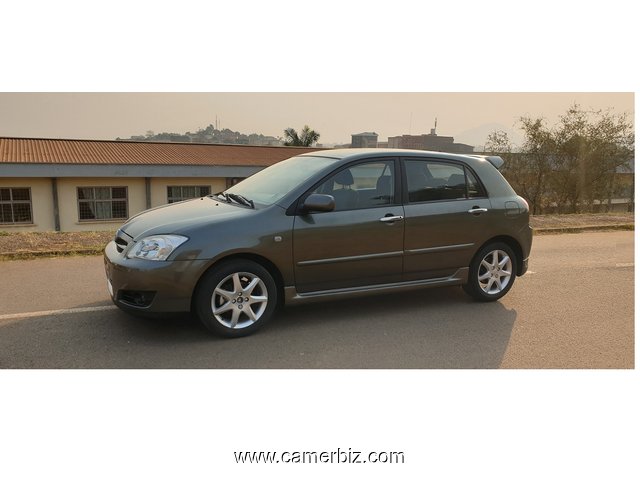 2007 Sport Toyota Corolla 115 à vendre à Yaoundé - 18429