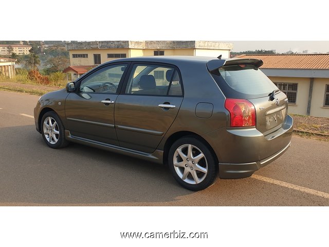 2007 Sport Toyota Corolla 115 à vendre à Yaoundé - 18429