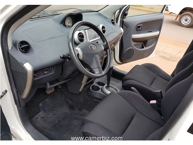 2006 Toyota ist Automatique avec 4WD à vendre à Yaoundé - 18437
