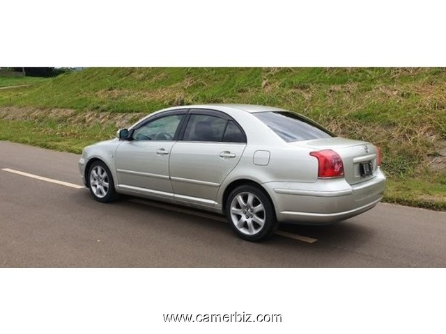 2008 Toyota AVENSIS Automatique à vendre à Yaoundé - 18439