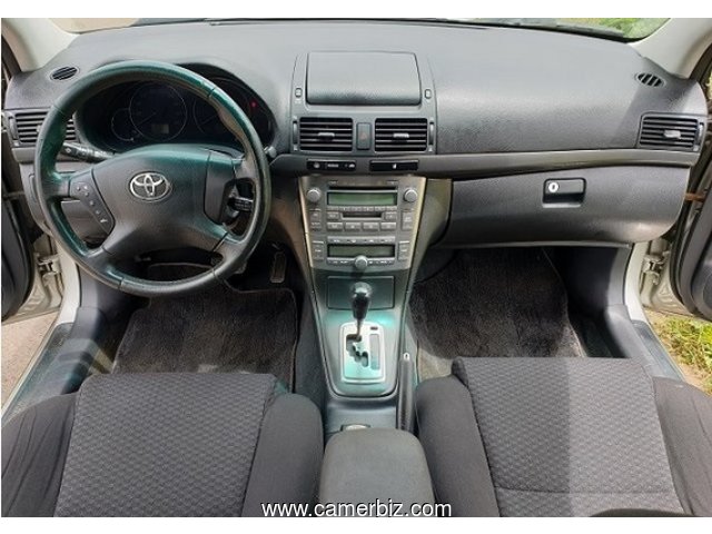 2008 Toyota AVENSIS Automatique à vendre à Yaoundé - 18439