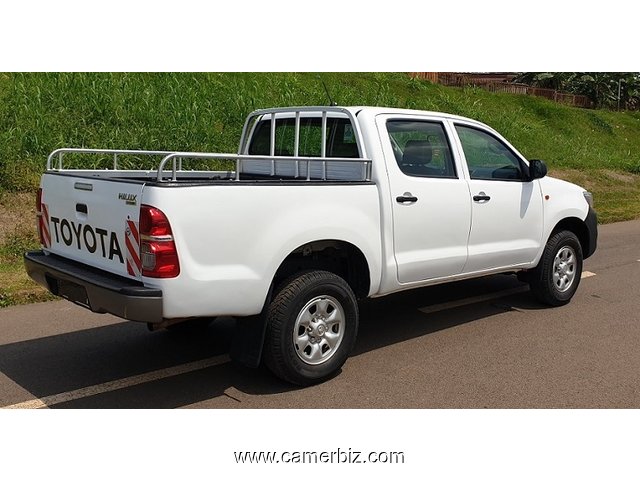 2016 Toyota Hilux 4WD Full option à vendre à Yaoundé - 18472