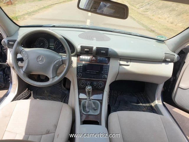 2004 Mercedes C Class à vendre à Yaoundé - 18607