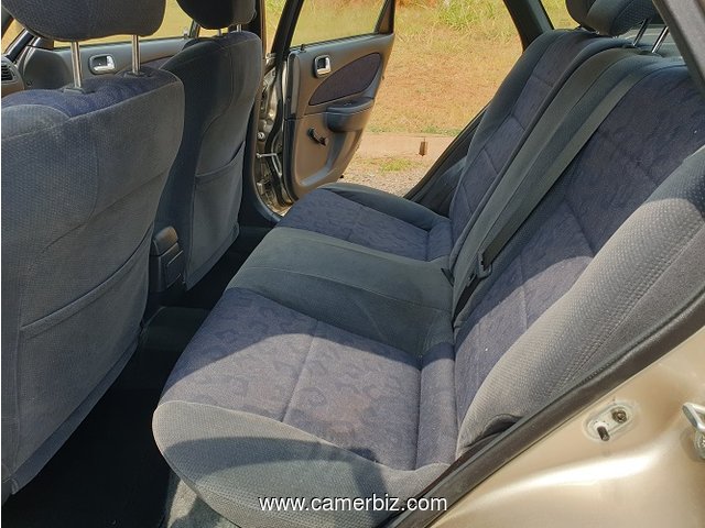 2002 Toyota Corolla 111 Climatisé à vendre à Yaoundé - 18750