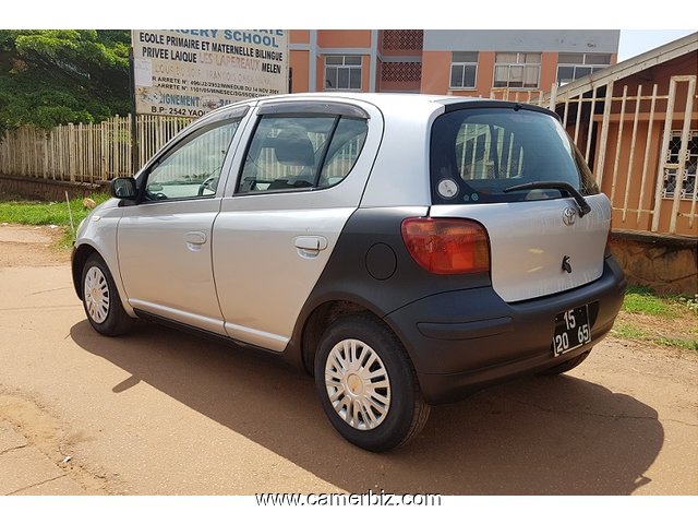 FULL OPTION 2005 TOYOTA YARIS AUTOMATIQUE AVEC 4WD A VENDRE - 1882
