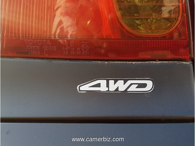 FULL OPTION 2005 TOYOTA YARIS AUTOMATIQUE AVEC 4WD A VENDRE - 1882