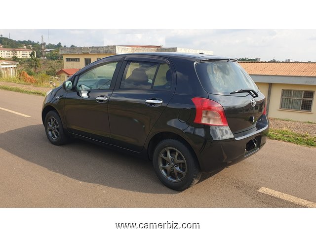 2008 Toyota Yaris Automatique avec 4WD à vendre à Yaoundé - 18835