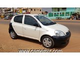 2005 BELLE BLANCHE TOYOTA YARIS FULL OPTION AUTOMATIQUE A VENDRE - 1947