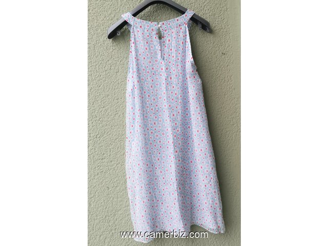 Robe Classe blanche bleue T42 9.990 F CFA (CR0063) - 19706
