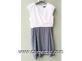 Robe Classe blanche bleue T42 9.990 F CFA (CR0064) - 19707
