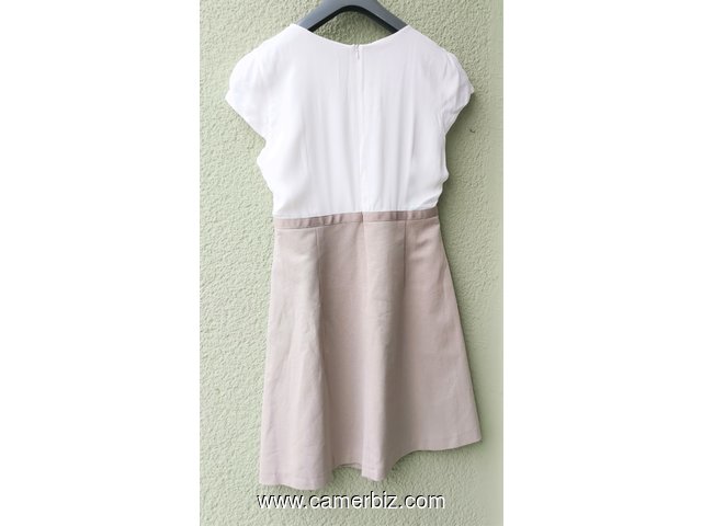 Robe Classe blanche beige T42 9.990 F CFA (CR0060) - 19733