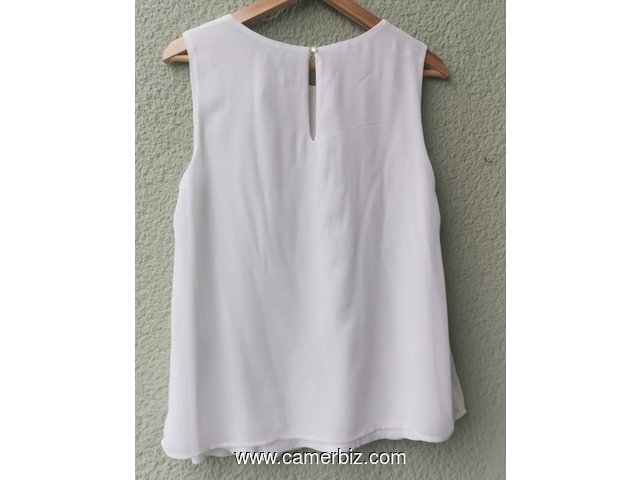 Blouse chic blanche T42 4.990 F CFA (CB0032) - 20142