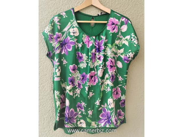 Blouse chic 2 tons vert fleurie T42 4.990 F CFA (CS0017) - 20154