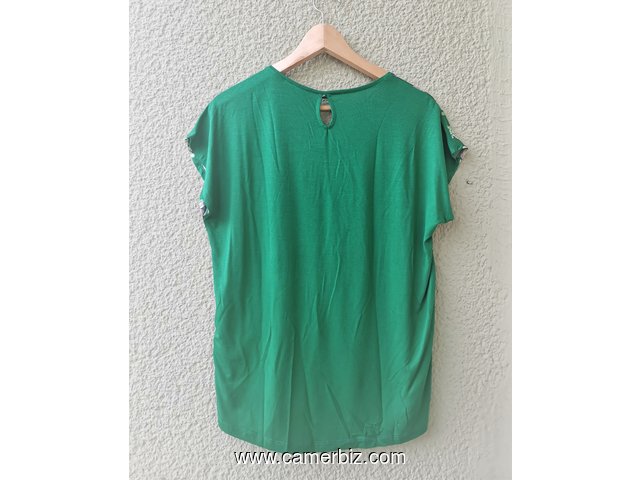 Blouse chic 2 tons vert fleurie T42 4.990 F CFA (CS0017) - 20154