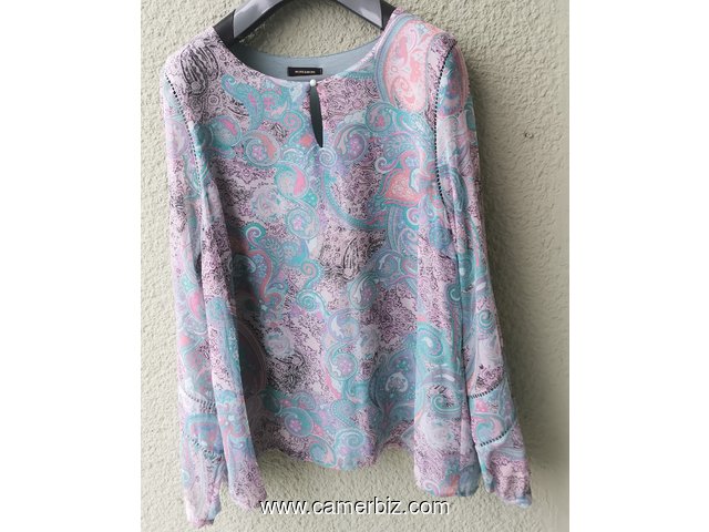Blouse chic longue manche fleurie T42 4.990 F CFA (LB0018) - 20163