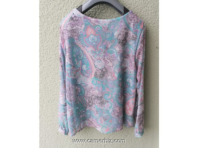 Blouse chic longue manche fleurie T42 4.990 F CFA (LB0018) - 20163