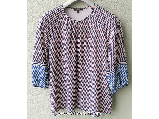 Blouse élégante longues manches raillée blanc noir T42 4.990 F CFA (LB0019) - 20170